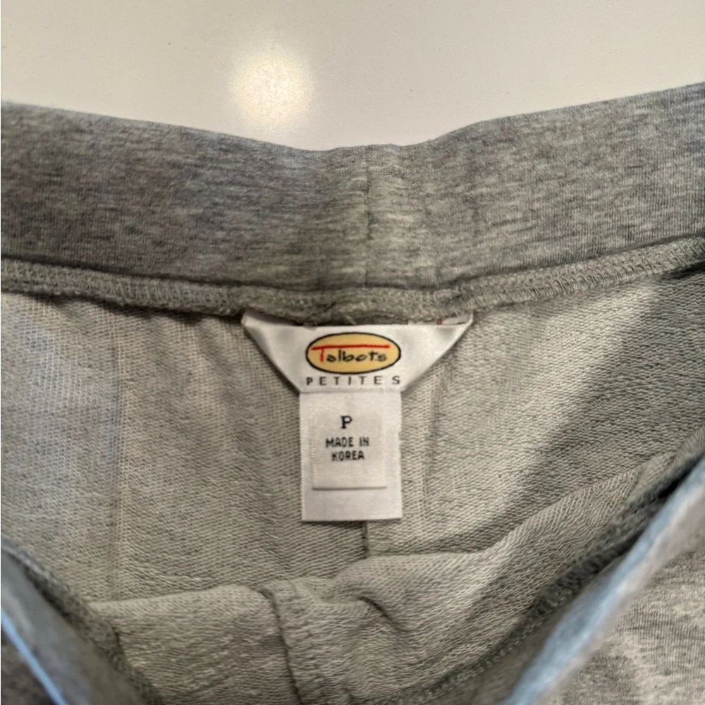 Talbots gray track suit - Picture 5 of 5